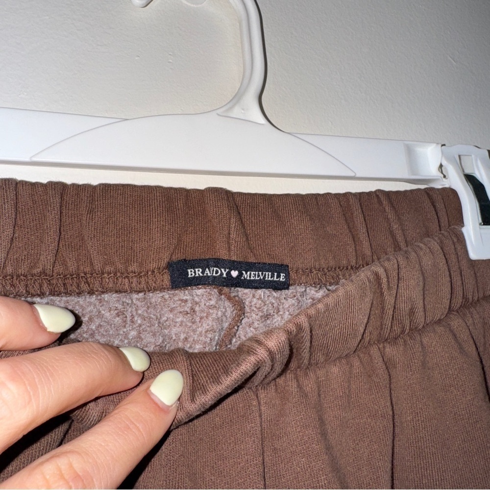 Brandy Melville Brown Jogger Sweatpants OS - Picture 4 of 5